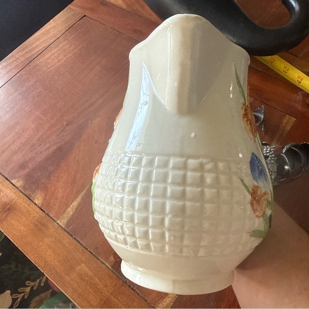 Vintage Earthenware Pitcher. Flower Pattern. Japan. Early to Mid 1800's. - Picture 5 of 9